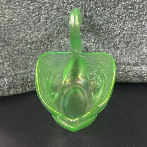 Vintage 1930s Fenton Green Uranium Glass Swan Candy Dish - Picture 16 of 16